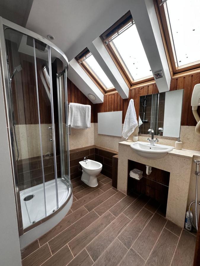 Flat In The Heart Of Hampstead, * Londra